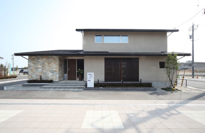 石友ホームの二世帯住宅
